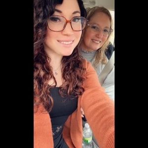 Meet your Posher, Ginny